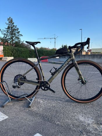 Käytetty Specialized Diverge Comp Carbon 2024 2024 Road & Gravel