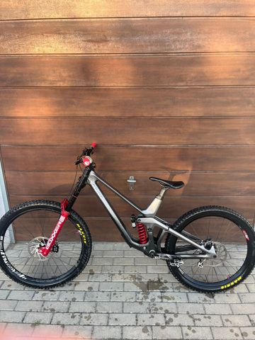 Used Prime Rocket SRAM GX DH 2025 Mountainbike, Light Gray, Mixed — image 2 of 5