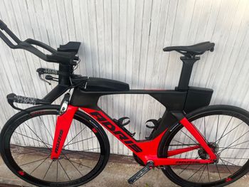 Used Adris Custom Shimano Ultegra Di2 2022 Road & Gravel