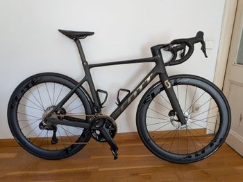 Used Scott Addict Shimano Ultegra Di2 2024 Road & Gravel