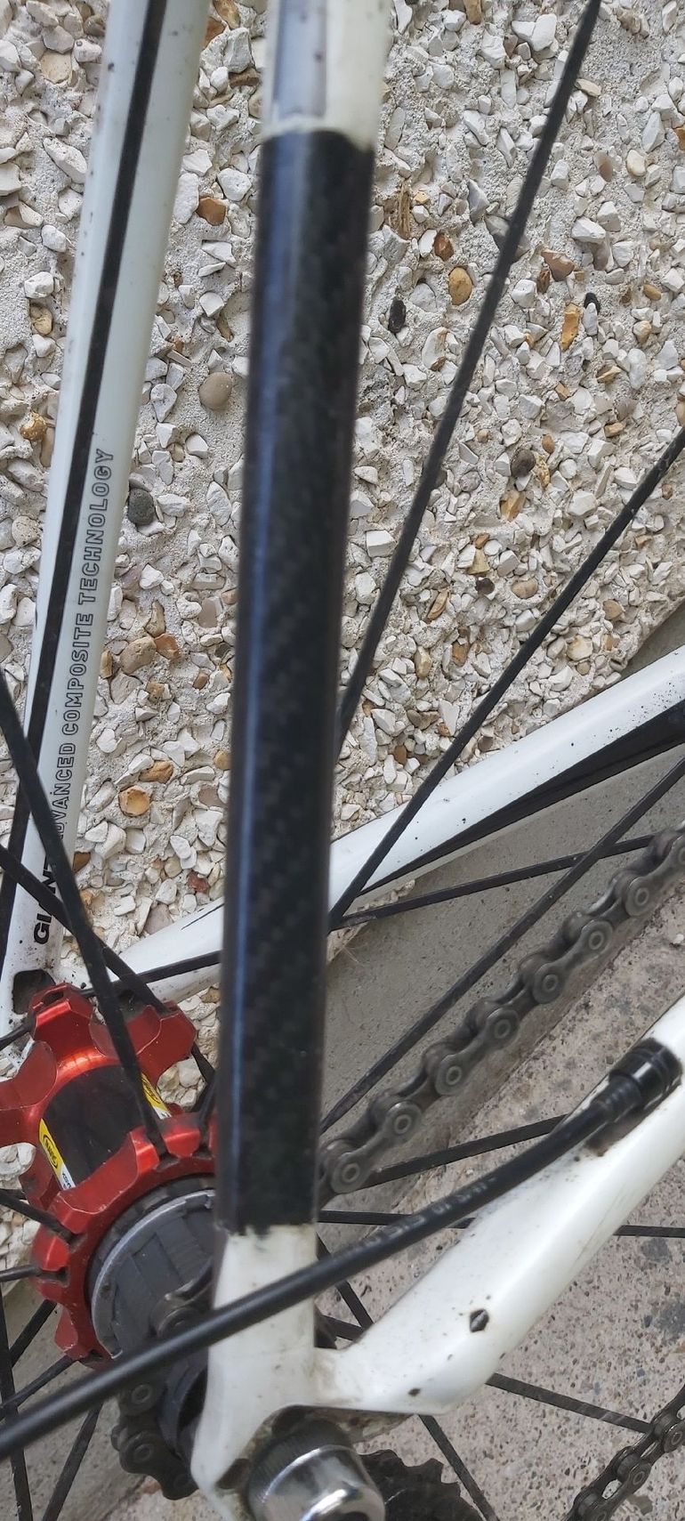 Giant TCR Advanced 2 2012 2012 Road & Gravel usato, Bianco — immagine 7 di 9