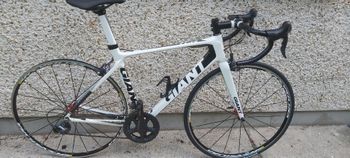 Giant TCR Advanced 2 2012 2012 Road & Gravel usato, Bianco — immagine 3 di 9