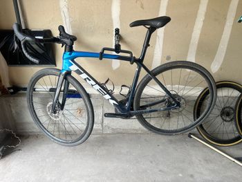 Used Trek Émonda SL 5 Disc 2022 2022 Road & Gravel