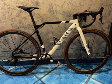 Gebrauchtes Canyon Inflite CF SLX 7 2025 2025 Road & Gravel