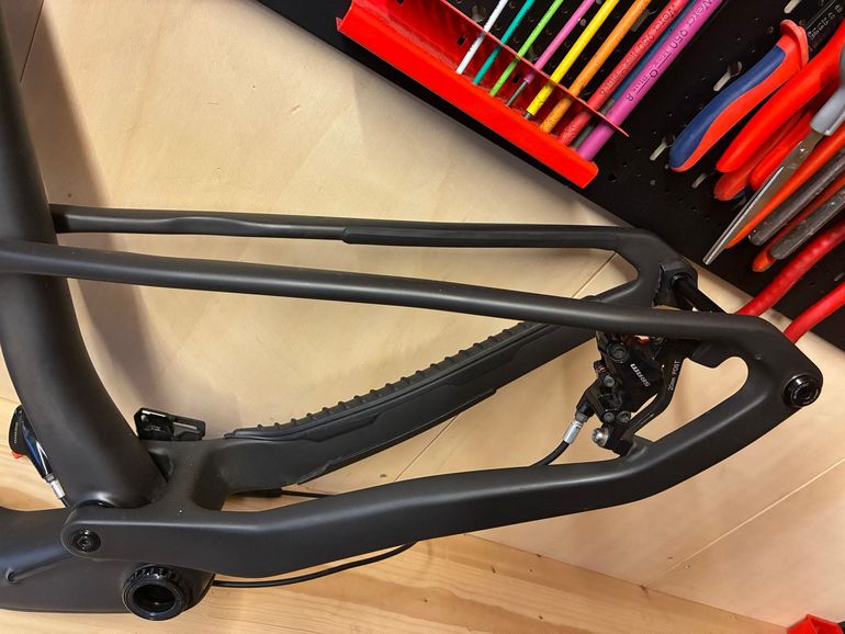 Brugt Santa Cruz BLUR R TR / Carbon C 2023 Frameset 2023 Mountainbike — billede 8 af 11