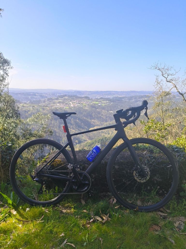 Brugt CUBE ATTAIN C:62, RACE 2026 2026 Road & Gravel — billede 2 af 10