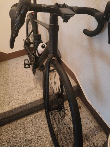 Brugt CUBE ATTAIN C:62, RACE 2026 2026 Road & Gravel — billede 4 af 10