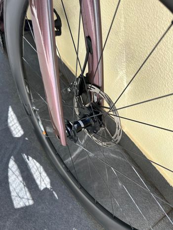Giant Propel Advanced 1 2023 2023 Road & Gravel usato, Grigio chiaro — immagine 6 di 8