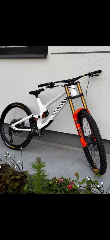 Used Canyon Sender CF 9.0 2020 Frameset 2020 Mountainbike, White, 27.5 — image 9 of 14