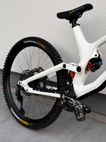 Used Canyon Sender CF 9.0 2020 Frameset 2020 Mountainbike, White, 27.5 — image 5 of 5