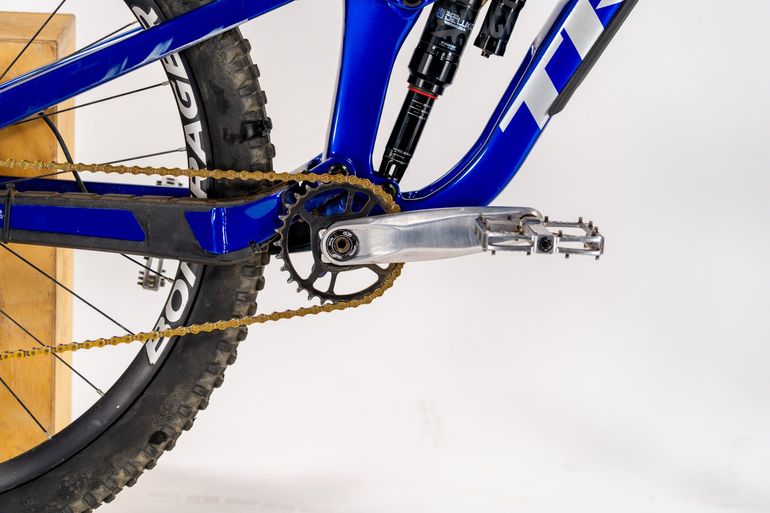 Used Trek Slash 8 2022 2022 Mountainbike, Blue, 29 — image 6 of 9