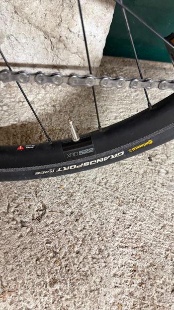 Käytetty BMC Roadmachine AMP THREE 2023 2023 Road & Gravel — kuva 8 / 21