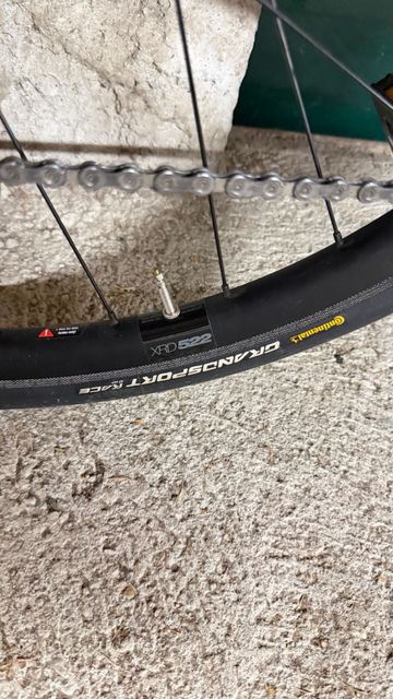 Used BMC Roadmachine AMP THREE 2023 2023 Road & Gravel, Orange — image 8 of 21