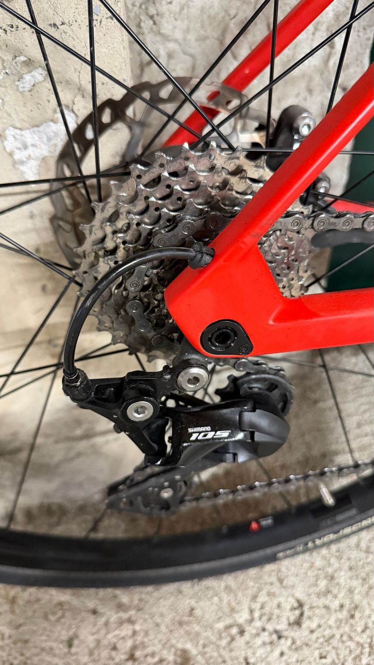 Käytetty BMC Roadmachine AMP THREE 2023 2023 Road & Gravel — kuva 3 / 21