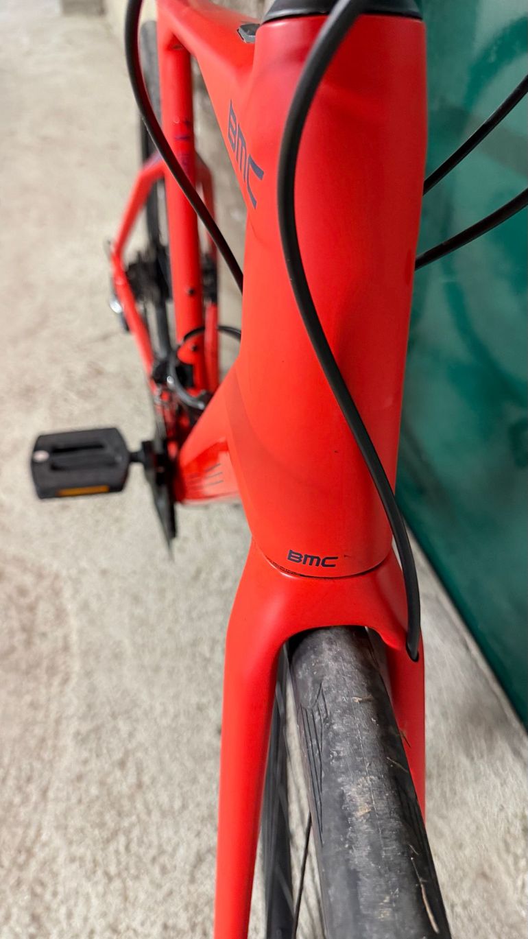 Käytetty BMC Roadmachine AMP THREE 2023 2023 Road & Gravel — kuva 18 / 21