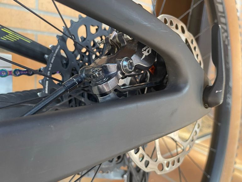 Scott Spark RC Comp 2024 2024 Mountainbike de segunda mano, Gris claro — imagen 6 de 9