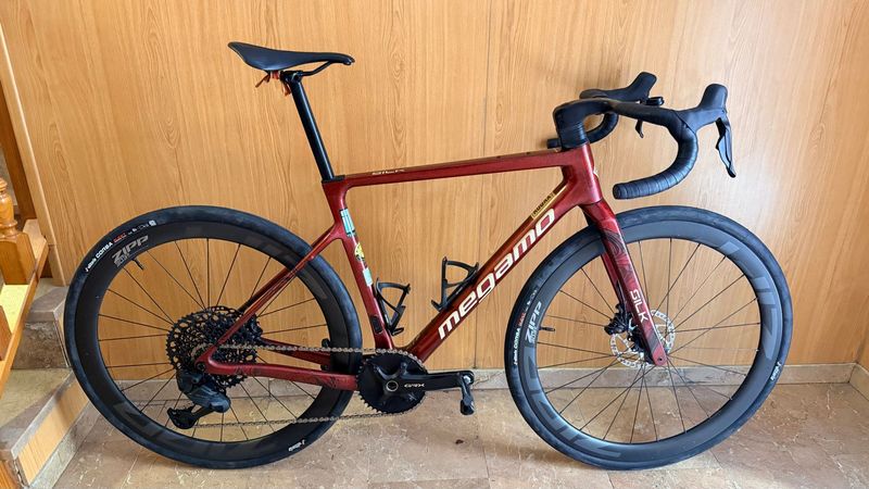 Used Megamo silk Custom Shimano GRX Di2 2025 Road & Gravel
