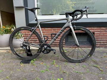 Canyon Ultimate CF SLX 8.0 2018 2018 Road & Gravel de segunda mano