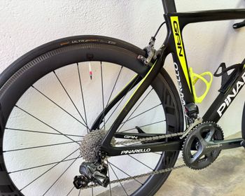 Pinarello Gan Shimano Ultegra Di2 2017 Road & Gravel d'occasion — image 3 sur 10
