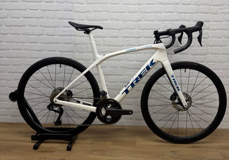 Used Trek Domane SLR 7 2022 2022 Road & Gravel