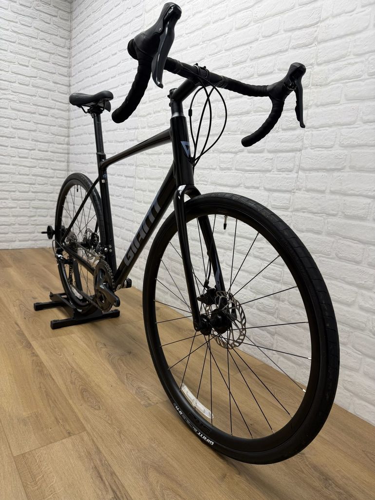 Used Giant Contend AR 3 2025 2025 Road & Gravel, Black — image 2 of 6