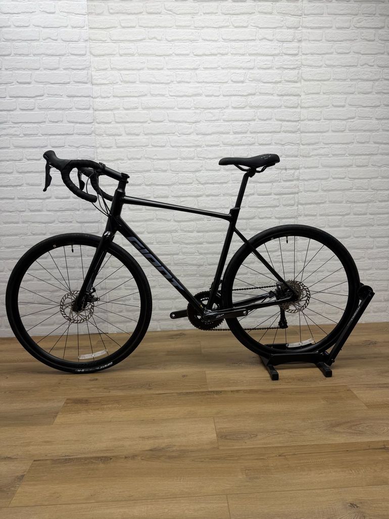 Used Giant Contend AR 3 2025 2025 Road & Gravel, Black — image 4 of 6