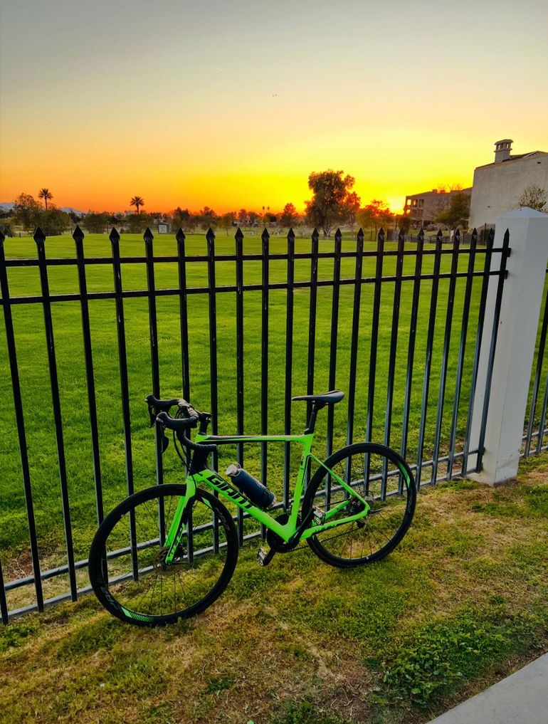 Used Giant Defy Advanced 2 2018 2018 Road & Gravel, Green — image 2 of 4