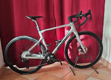 Used BMC Roadmachine 01 FOUR 2024 2024 Road & Gravel