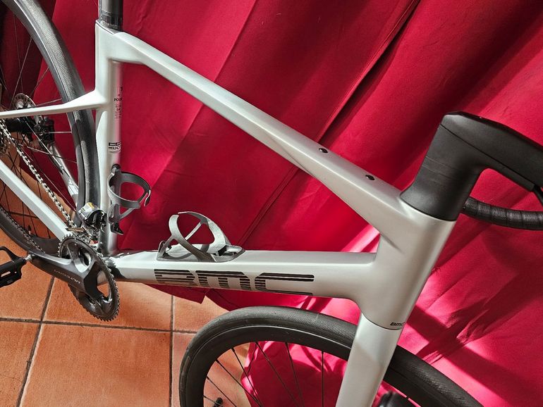 Gebrauchtes BMC Roadmachine 01 FOUR 2024 2024 Road & Gravel, Hellgrau — Bild 5 von 6