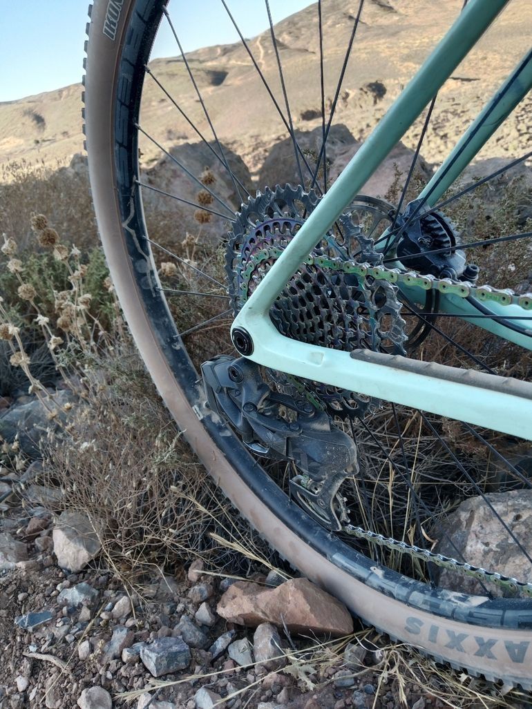 Orbea ALMA M20 2024 2024 Mountainbike usato, Verde — immagine 3 di 12