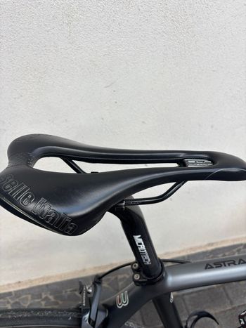 Used Basso Astra Shimano Ultegra 2018 Road & Gravel, Light Gray — image 5 of 7
