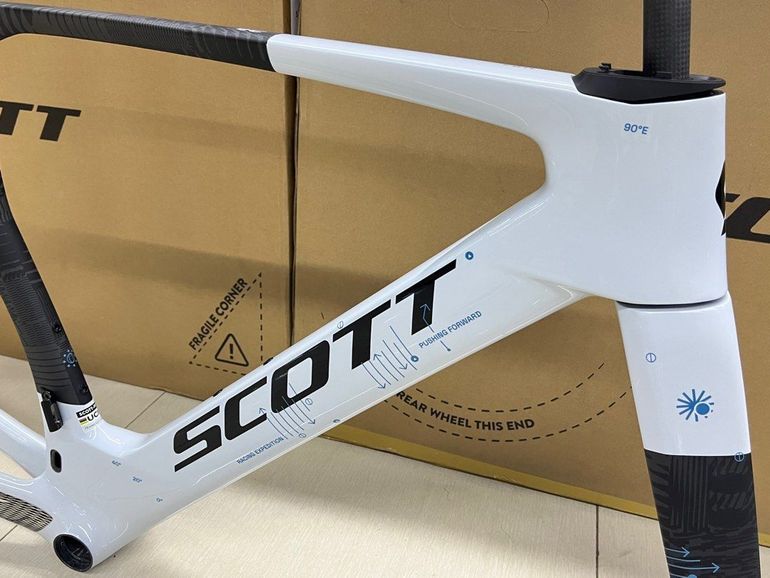 Used Scott Foil RC Pro 2026 Frameset 2026 Road & Gravel, White — image 2 of 6
