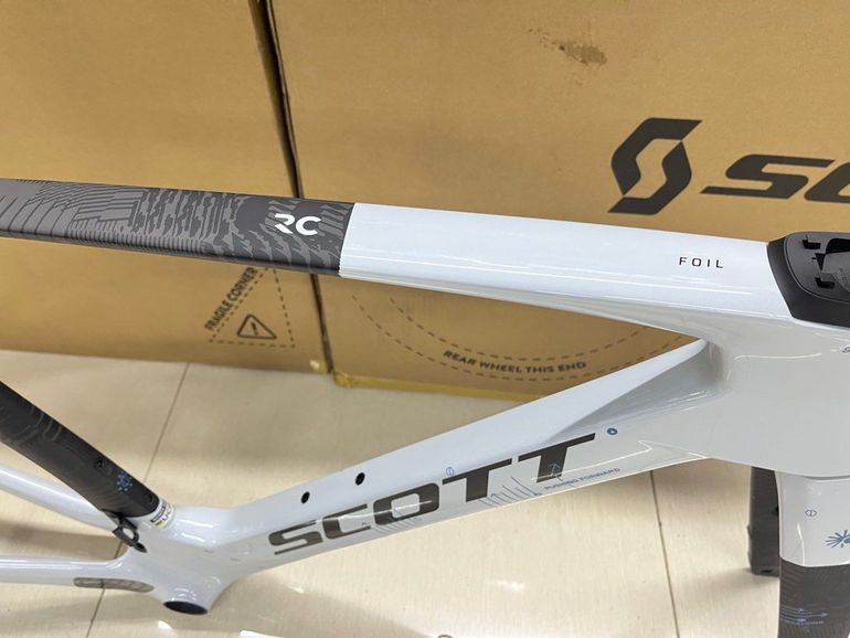 Used Scott Foil RC Pro 2026 Frameset 2026 Road & Gravel, White — image 3 of 6