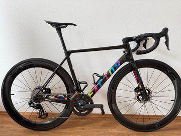 Used Factor O2 VAM "Attaquer" 2022 Road & Gravel