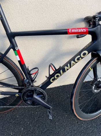 Colnago Team Uae Emirates 2021 Road & Gravel usato, Nero — immagine 10 di 14