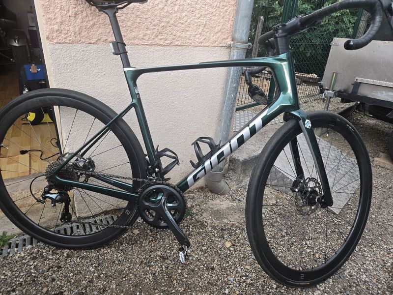 Used Giant Defy Shimano Tiagra 2024 Road & Gravel