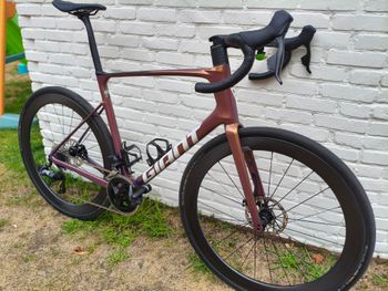 Giant Defy Advanced Pro 1 2025 2025 Road & Gravel usato, Bianco — immagine 3 di 13