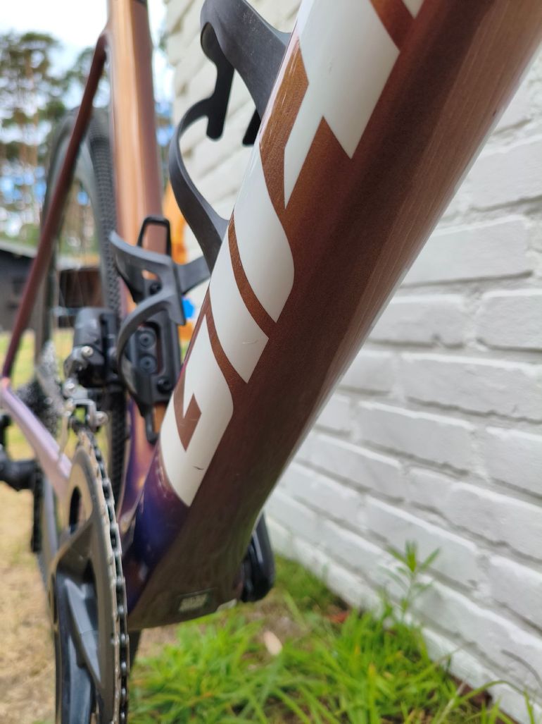Giant Defy Advanced Pro 1 2025 2025 Road & Gravel usato, Bianco — immagine 7 di 13