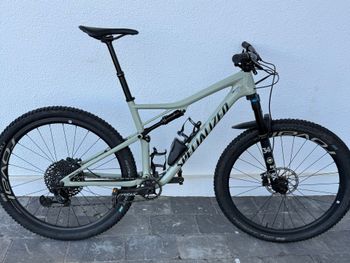 Käytetty Specialized Epic Expert EVO 2019 2019 MTB