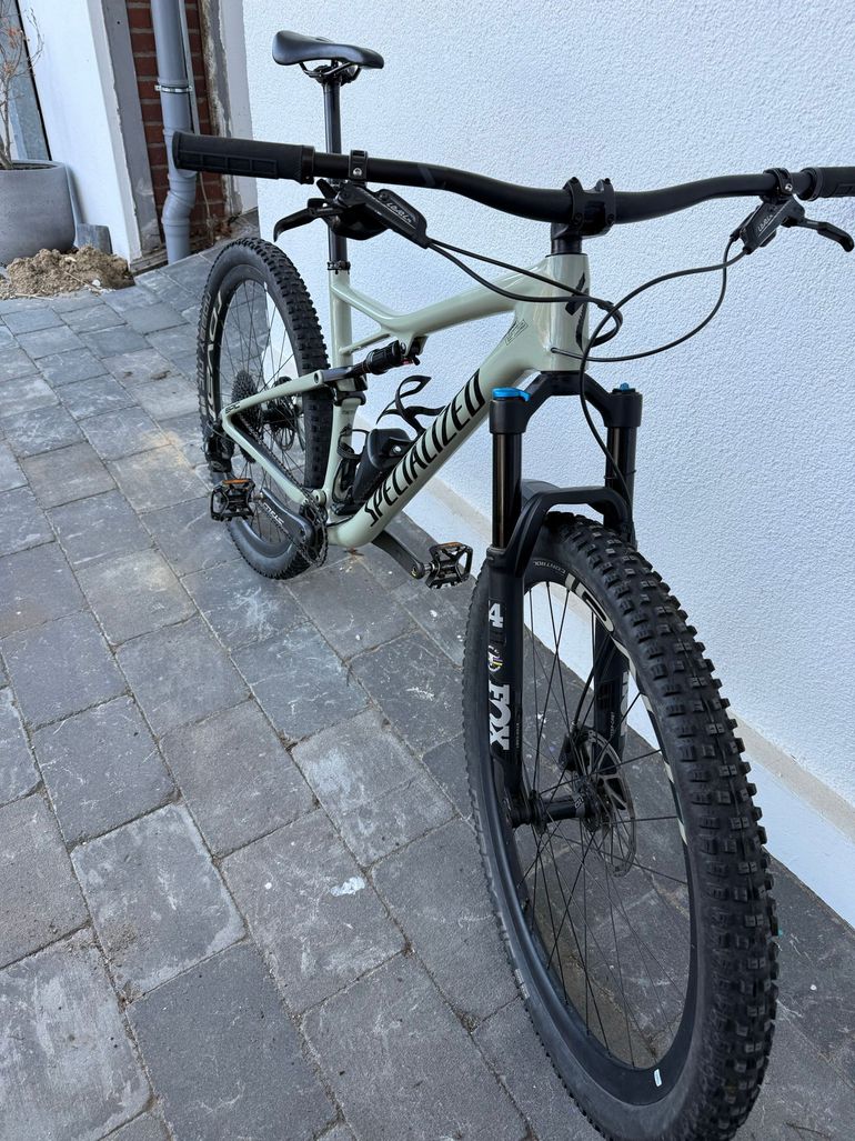 Käytetty Specialized Epic Expert EVO 2019 2019 Mountainbike — kuva 3 / 6