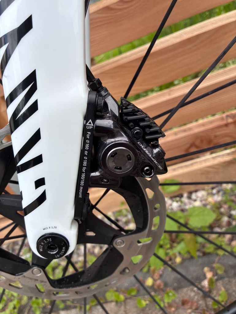 Brugt Canyon Aeroad CFR Disc Di2 2023 2023 Road & Gravel — billede 6 af 6
