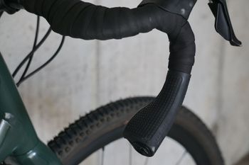 Used Giant Revolt 0 2022 2022 Road & Gravel, Black — image 9 of 13