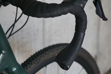 Used Giant Revolt 0 2022 2022 Road & Gravel, Black — image 9 of 13