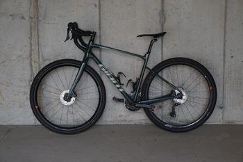 Used Giant Revolt 0 2022 2022 Road & Gravel, Black — image 2 of 13