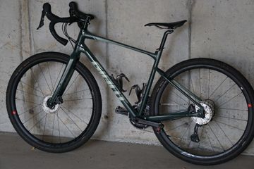 Used Giant Revolt 0 2022 2022 Road & Gravel, Black — image 3 of 13