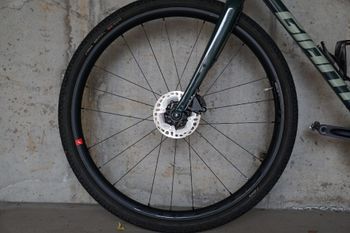 Used Giant Revolt 0 2022 2022 Road & Gravel, Black — image 10 of 13
