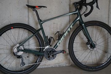 Used Giant Revolt 0 2022 2022 Road & Gravel, Black — image 4 of 13
