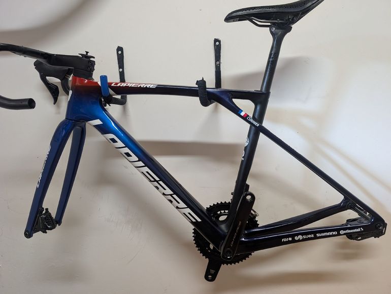 Lapierre Custom Frameset 2023 Road & Gravel d'occasion — image 2 sur 7
