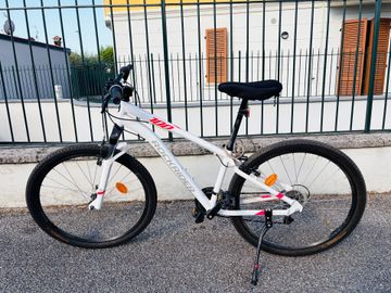 Käytetty ROCKRIDER Custom Other 2023 MTB