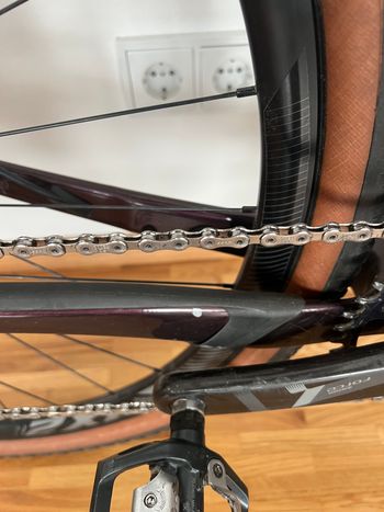 Używany Giant Revolt Advanced 1 2019 2019 Road & Gravel — zdjęcie 7 z 8
